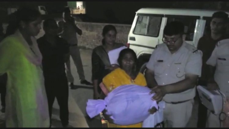 महेंद्रगढ़ पुलिस ने 7 किलो 400 ग्राम गांजे के साथ महिला को किया गिरफ्तार...