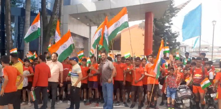 खेलो इंडिया यूथ गेम्स के तहत निकला मशाल यात्रा खिलाड़ियों में ख़ुशी की लहर